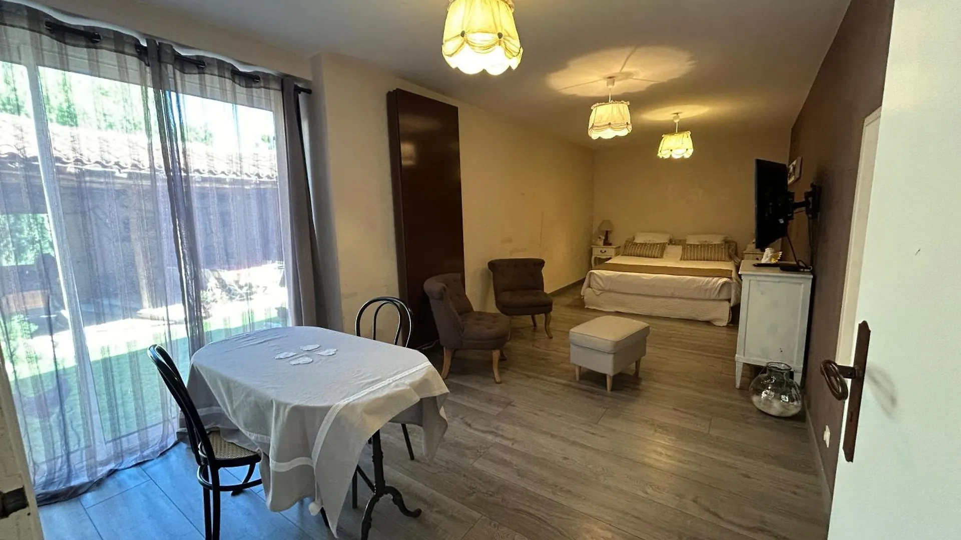 Chambres D'hotes De La Mure Saint-Rambert-sur-Loire
