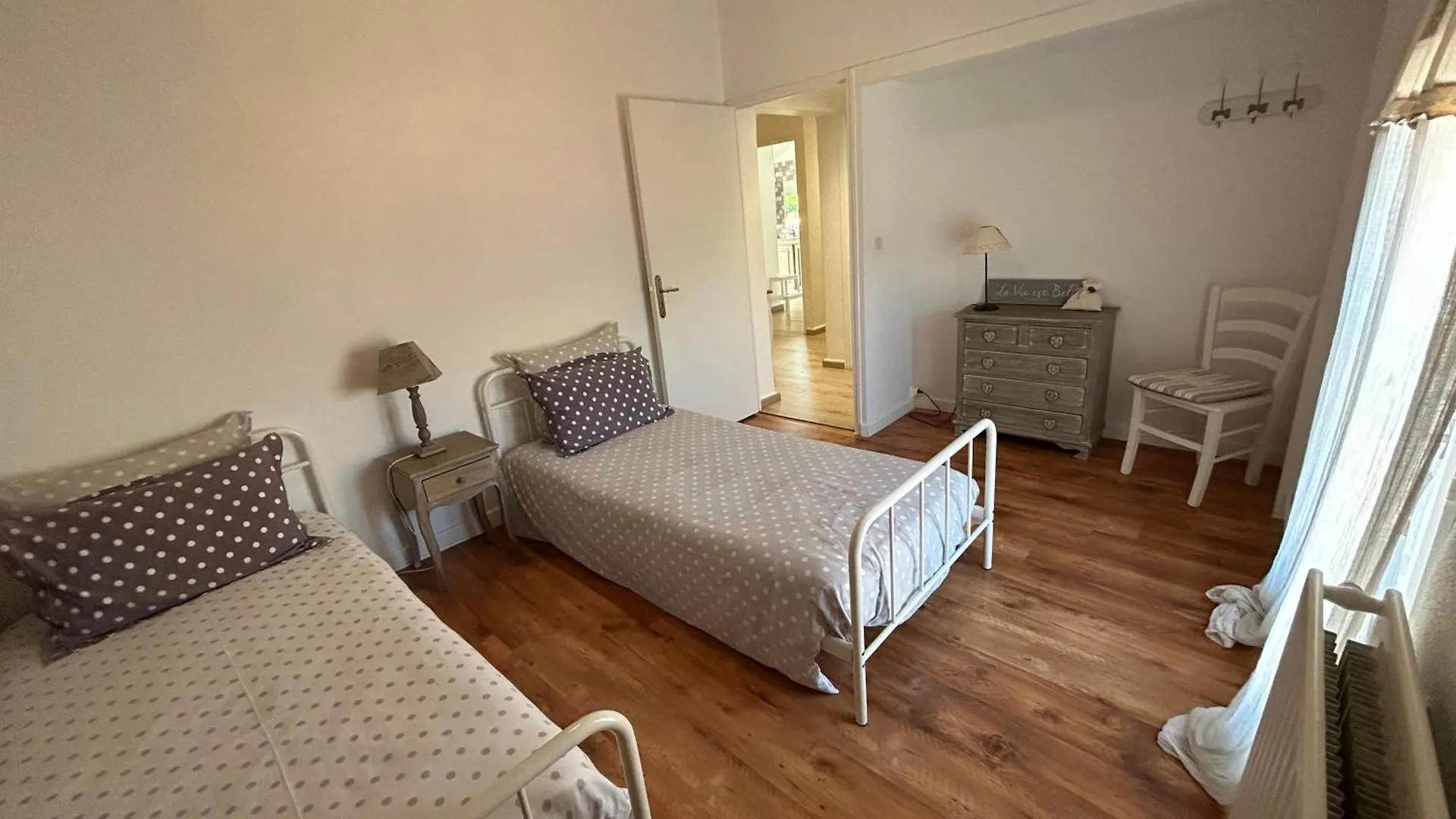 Chambres D'hotes De La Mure Saint-Rambert-sur-Loire Bed & Breakfast