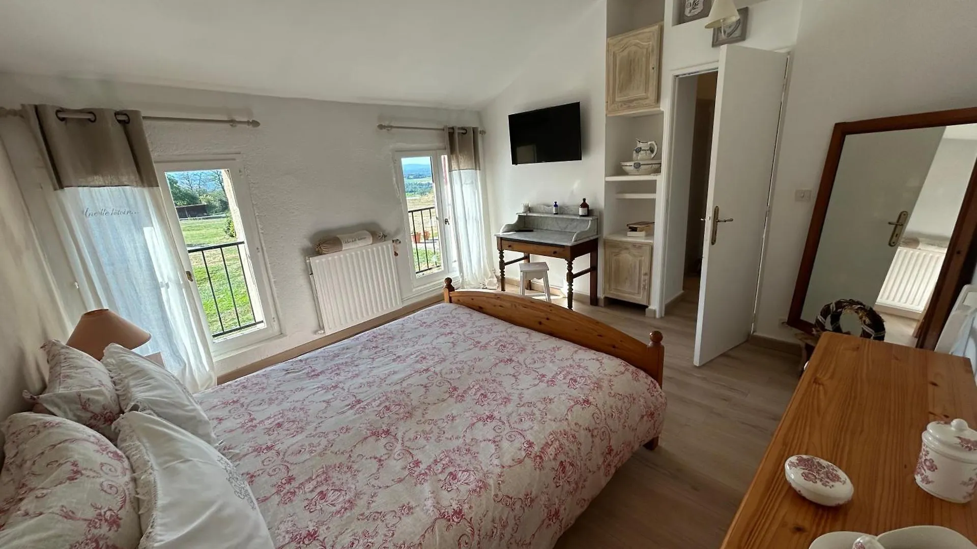 Chambres D'hotes De La Mure Saint-Rambert-sur-Loire